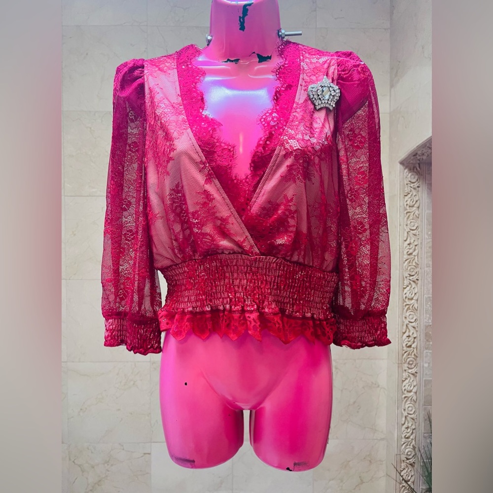 Medium lace top #792